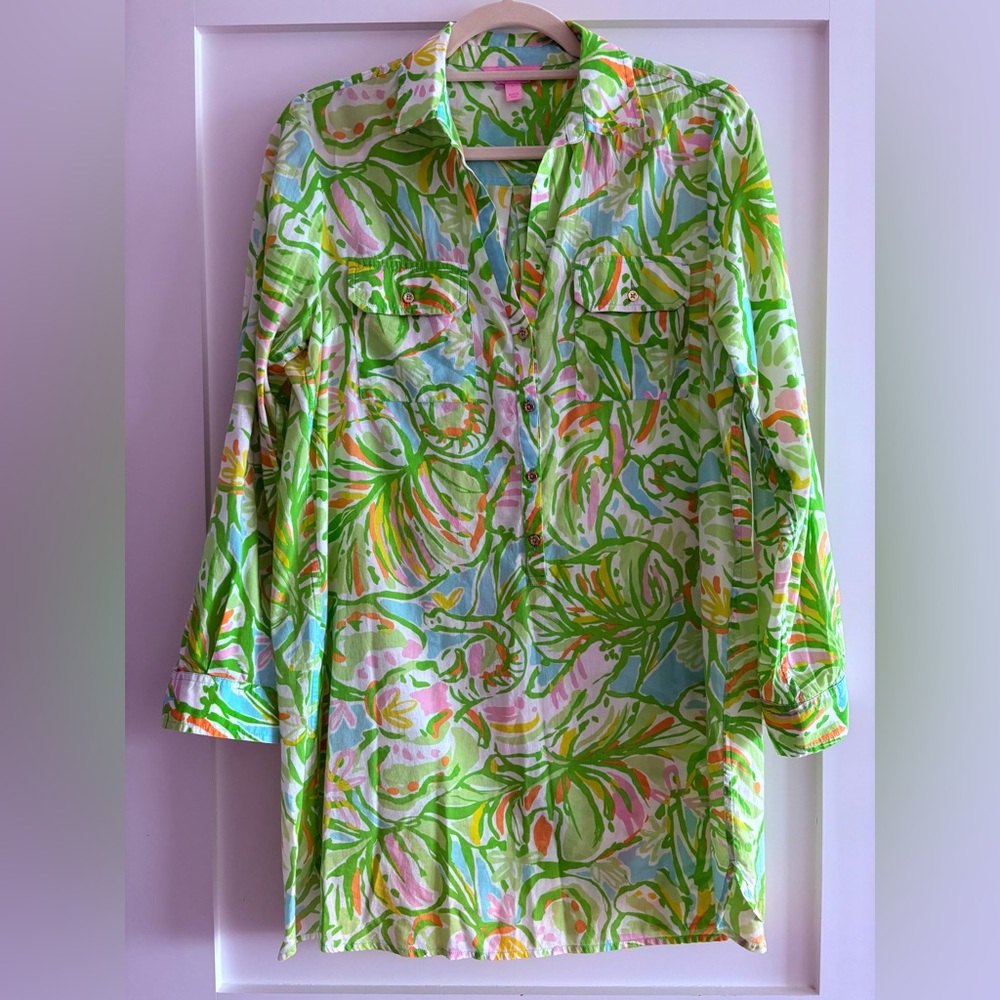 Lilly Pulitzer size Small Cover up! Wonderful light cotton Bright tropical color